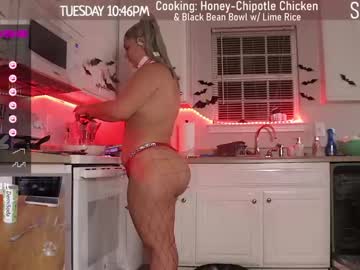 cam girl milavalentinax image #2838332
