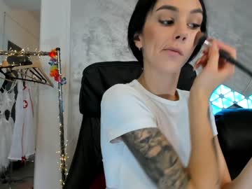 cam girl hotfallingdevil image #1103990