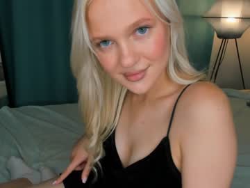 cam girl sarahphylliss image #2522591