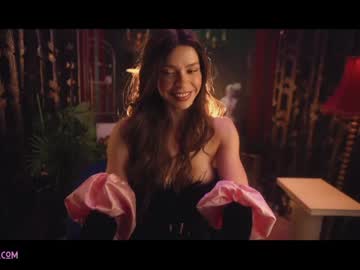 cam girl lucieoude_ image #2107133