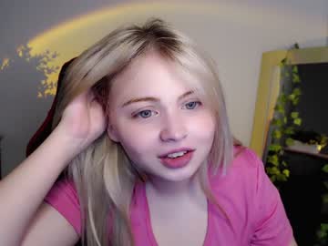 cam girl shy_blondiee image #3739961