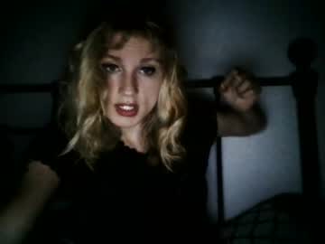 cam girl kyliemetalgirl2002 image #155014