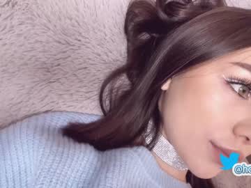 cam girl hollyextra image #209895