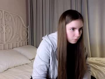 cam girl on_the_soft_pillow image #4055504