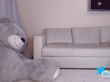 cam girl hollyextra image #295714