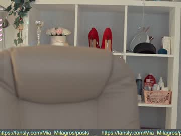 cam girl mia_milagros image #2186114