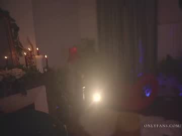 cam girl lucieoude_ image #3191160