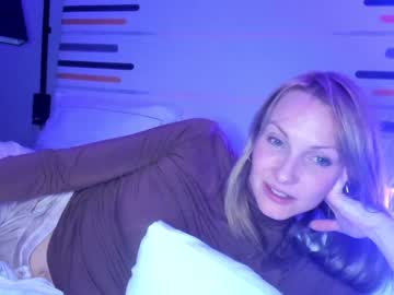 cam girl kaileeshy image #816393