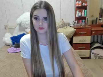 cam girl emmika_ image #2757476
