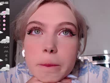 cam girl small_blondee image #2519536