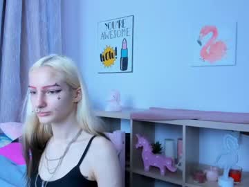 cam girl erika__lodge image #2283524