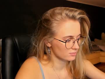 cam girl linellali image #2936016