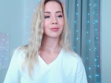 cam girl emmi_rosee image #1048602