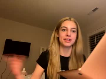 cam girl playboybarbie666 image #3899536