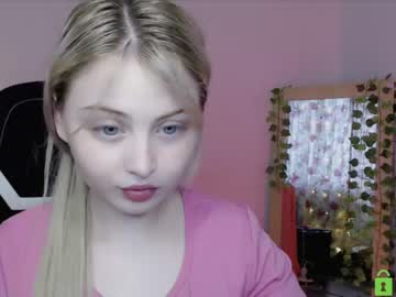 cam girl shy_blondiee image #3820856