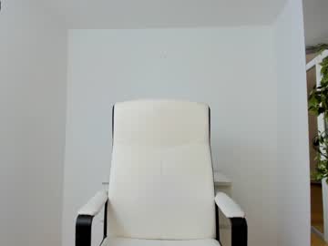 cam girl ingridblondy94 image #1548423