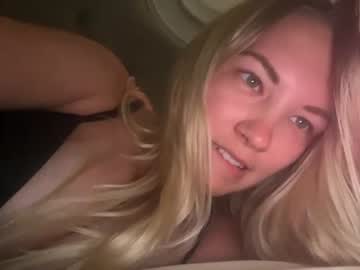 cam girl mariah95 image #2451608