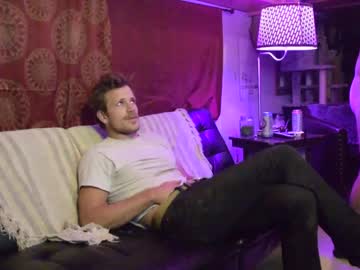 cam man hollandhousestudios image #1037004