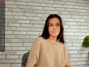 cam girl carolynjacquelins image #3118680