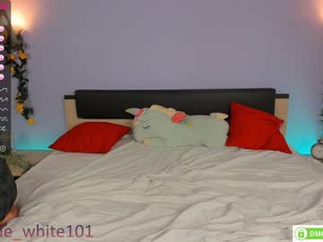cam girl foxhilary image #2080960