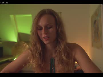 cam girl chillwithkira image #1731899