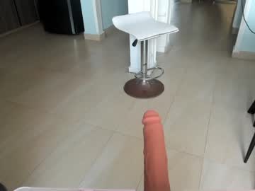cam girl noemibcnz image #301569