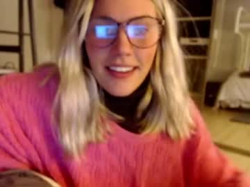 cam girl bambis_honeypot image #943996