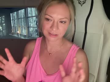 cam girl kiradivine image #2535945