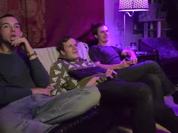 cam man hollandhousestudios image #1044600