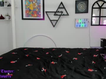 cam girl violetttflowers image #1515126