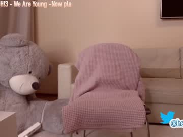 cam girl hollyextra image #753697