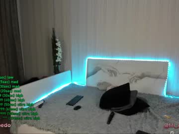 cam girl lili_and_niki image #2284375