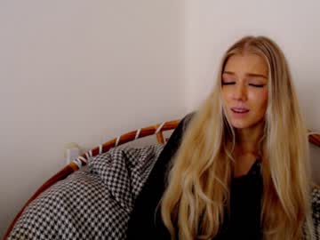 cam girl pervyblonde image #1750538