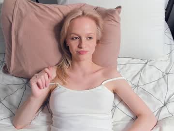 cam girl miss_instinct image #4026487