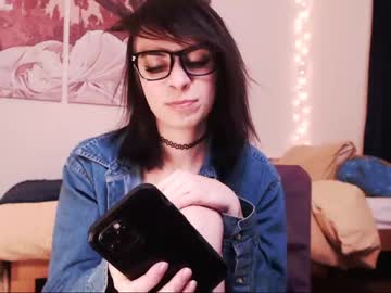 cam girl eeeveee image #949960