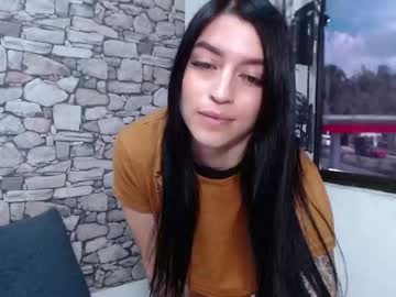 mia_winter_ cam