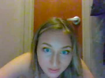 cam girl kyleighhh image #548693