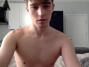 cam man nonrelevant01 image #1420035