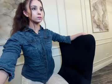 cam girl ehotlovea image #886928