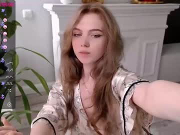 cam girl small_blondee image #1829379