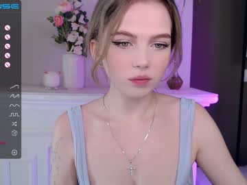 cam girl small_blondee image #2919054