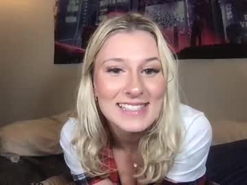 cam girl scarlettsantana_ image #3032418