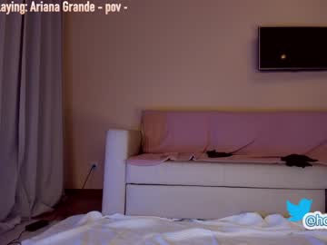cam girl hollyextra image #2543880