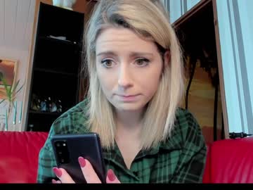 cam girl kimilee22 image #3371832