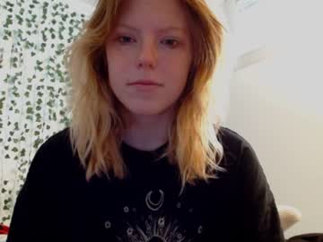 cam girl crimsonxrapture image #897940