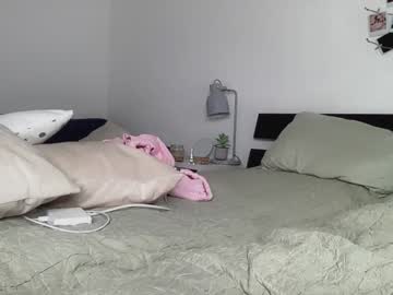cam girl strawberryjamx image #1098983
