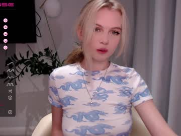 cam girl small_blondee image #2455888