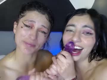 cam girl hollyxxx_ image #3853296