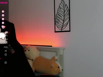cam girl small_blondee image #3704654