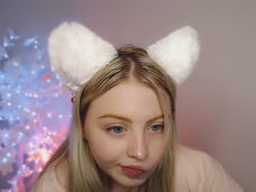 cam girl shy_blondiee image #3704908